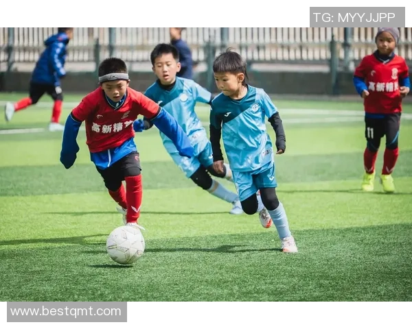 足球荡漾球带你领略激情四射的绿茵场上无限可能与梦想的追逐之旅